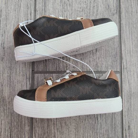MICHAEL Michael Kors NWT toddlers lace up brown and white sneakers size 6 - Picture 9 of 12